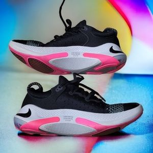 Nike Joyride Women's FlyKnit Run Sneakers Pink Blast 8.5